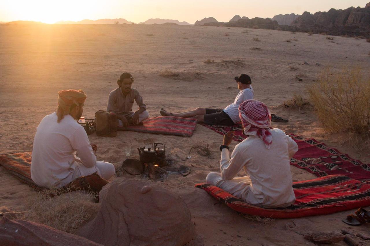 Sunset Oasis Camp Hotel Aqaba Bagian luar foto