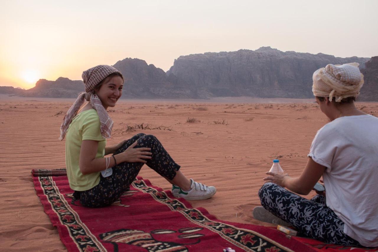 Sunset Oasis Camp Hotel Aqaba Bagian luar foto